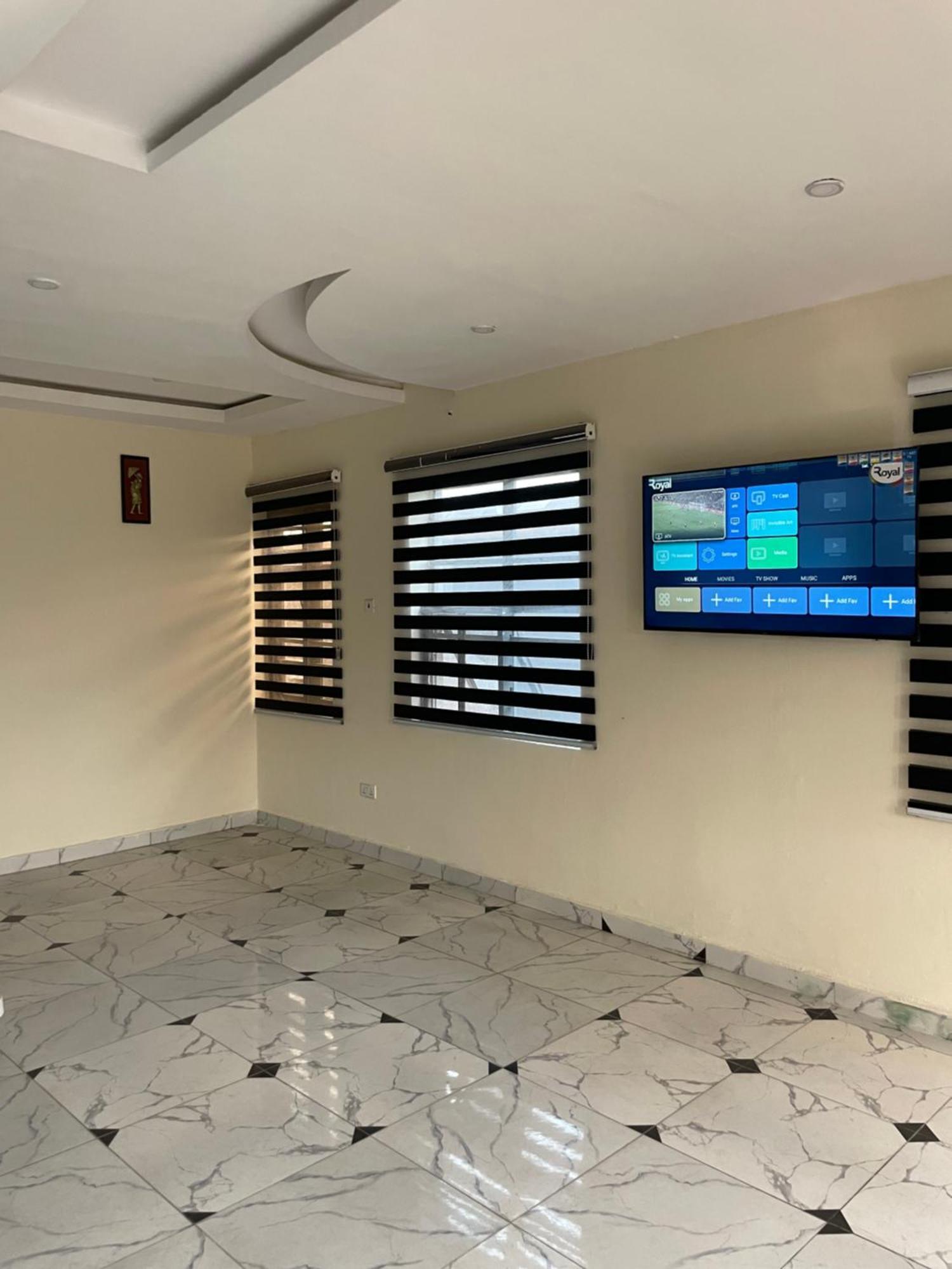 Mirage Lounge Hotel Aja Bagian luar foto